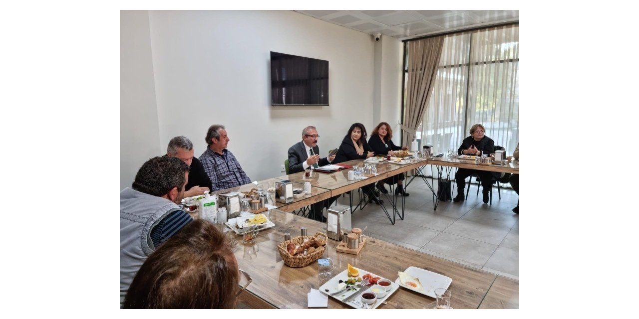 Fethiye Kaymakamı Karaman, basın mensupları ile bir araya geldi