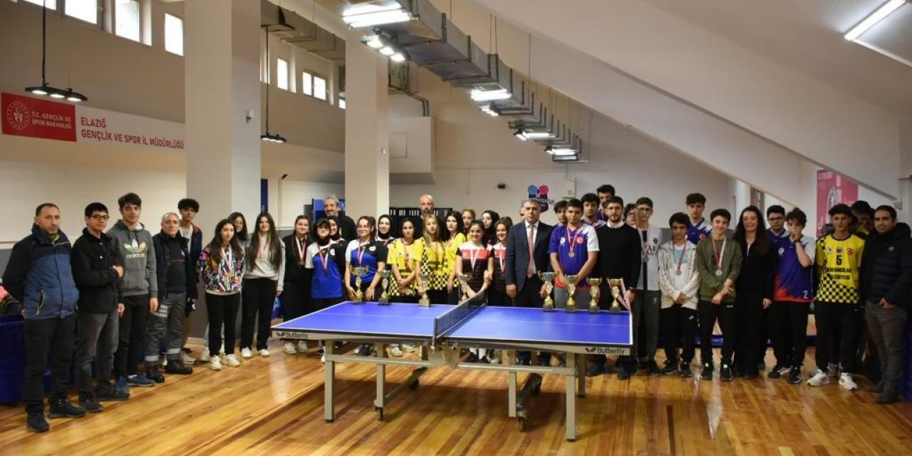 Elazığ’da masa tenisi müsabakaları sona erdi