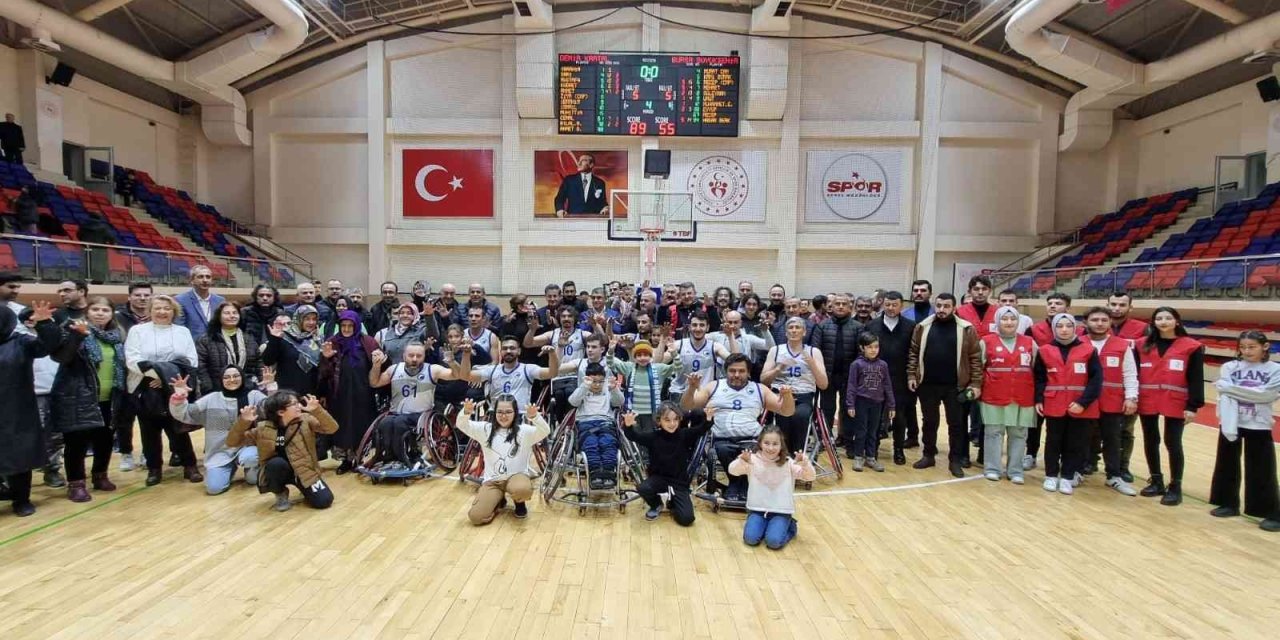 Demirkartal GSK, namağlup Bursa’yı devirerek devreye lider girdi