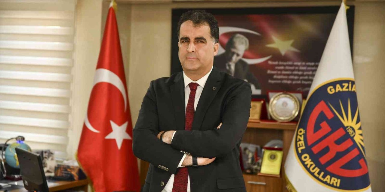 GKV’li Zehra Demirat’tan eskrimde Türkiye derecesi