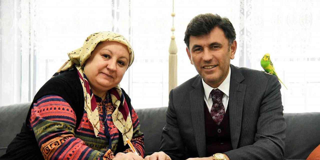 Başkan Zihni Çalışkan hane ziyaretlerini sürdürüyor