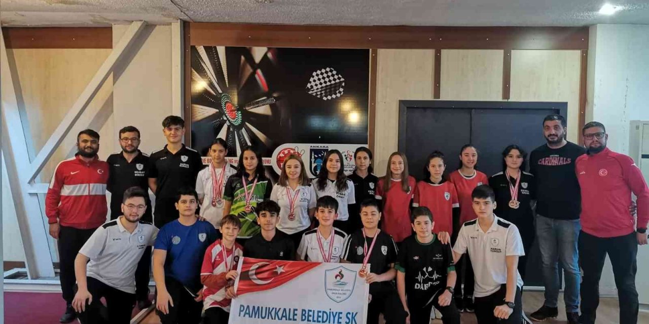 Denizlili dartçılardan 12 madalya