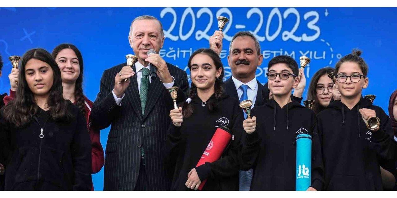 Bakan Özer: "Türkiye Yüzyılı’nda eğitimdeki hedeflerimizi çok daha ileriye taşıyacağız"