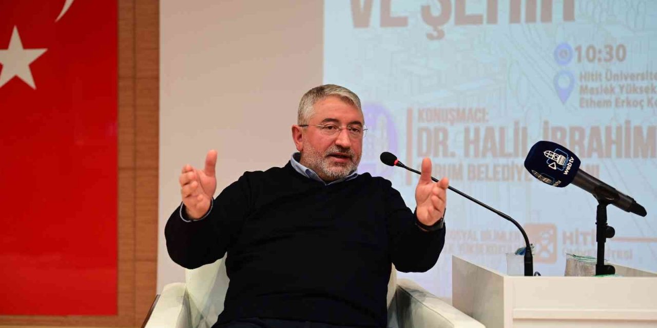 Başkan Aşgın üniversiteli gençlerle buluştu