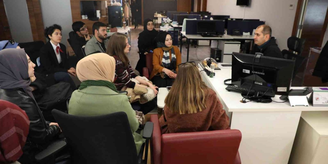 Genç iletişimciler mesleği yerinde öğrenme fırsatı yakaladı