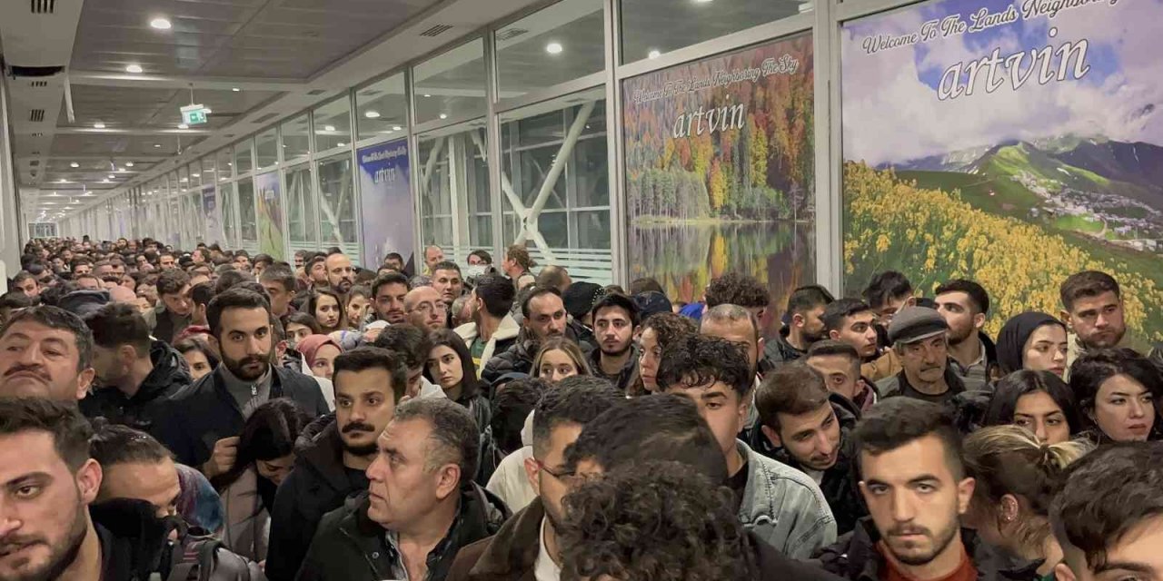 Batum’a ’telefon kayıt’ turizmi