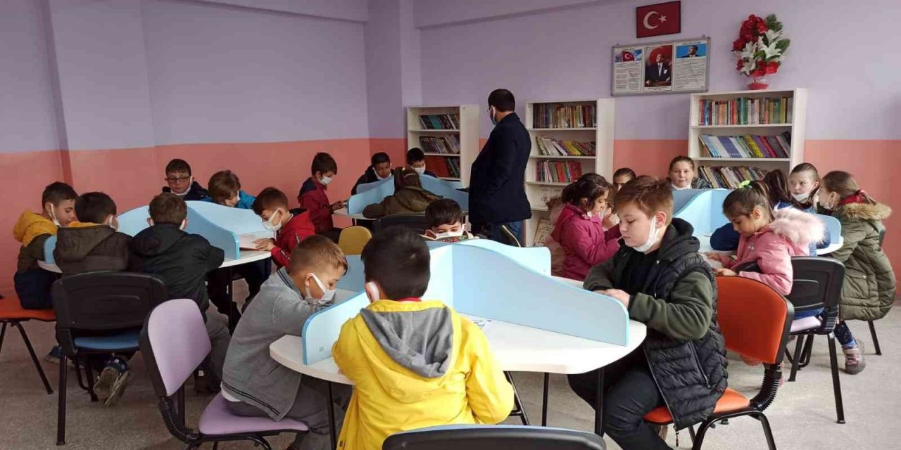 Bursa’da okul kütüphanelerindeki kitap sayısı 3,5 milyona yaklaştı