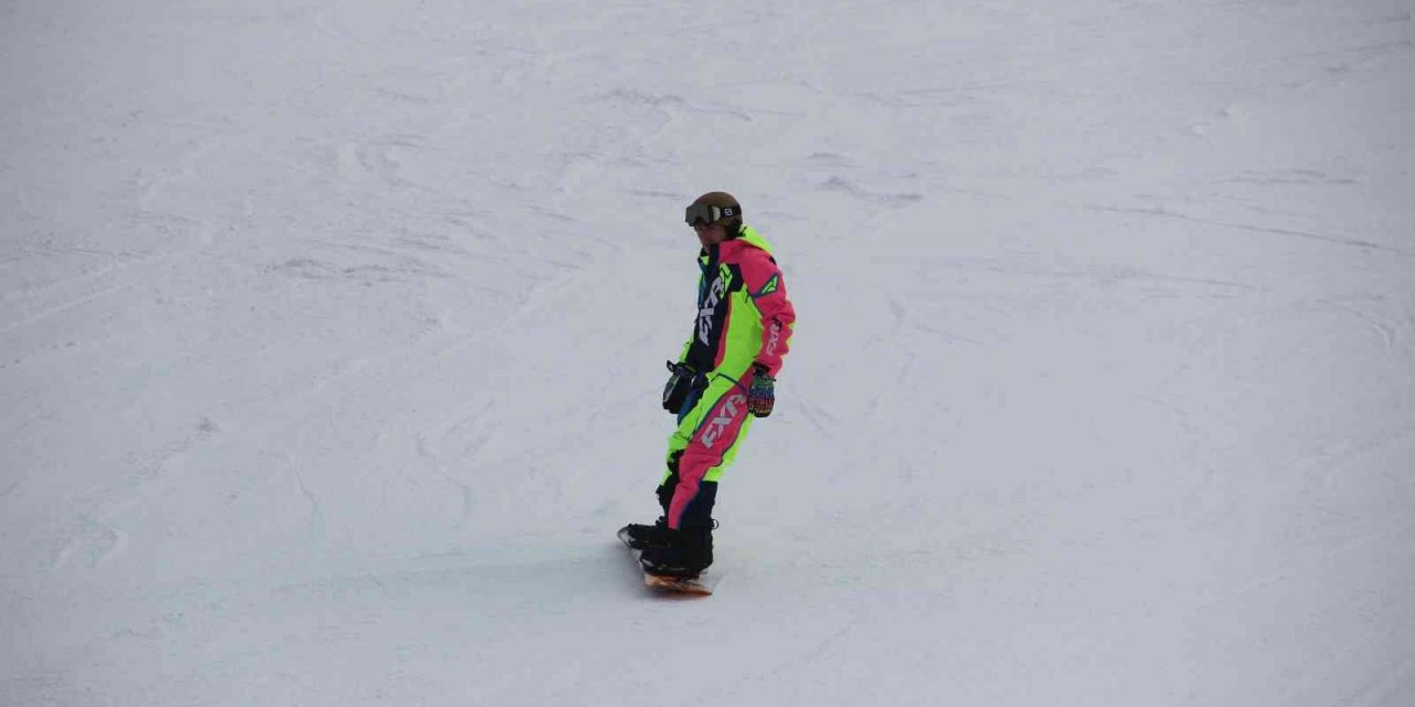 Turistler yılbaşında eğlence ve kayağa Palandöken’de doyacak