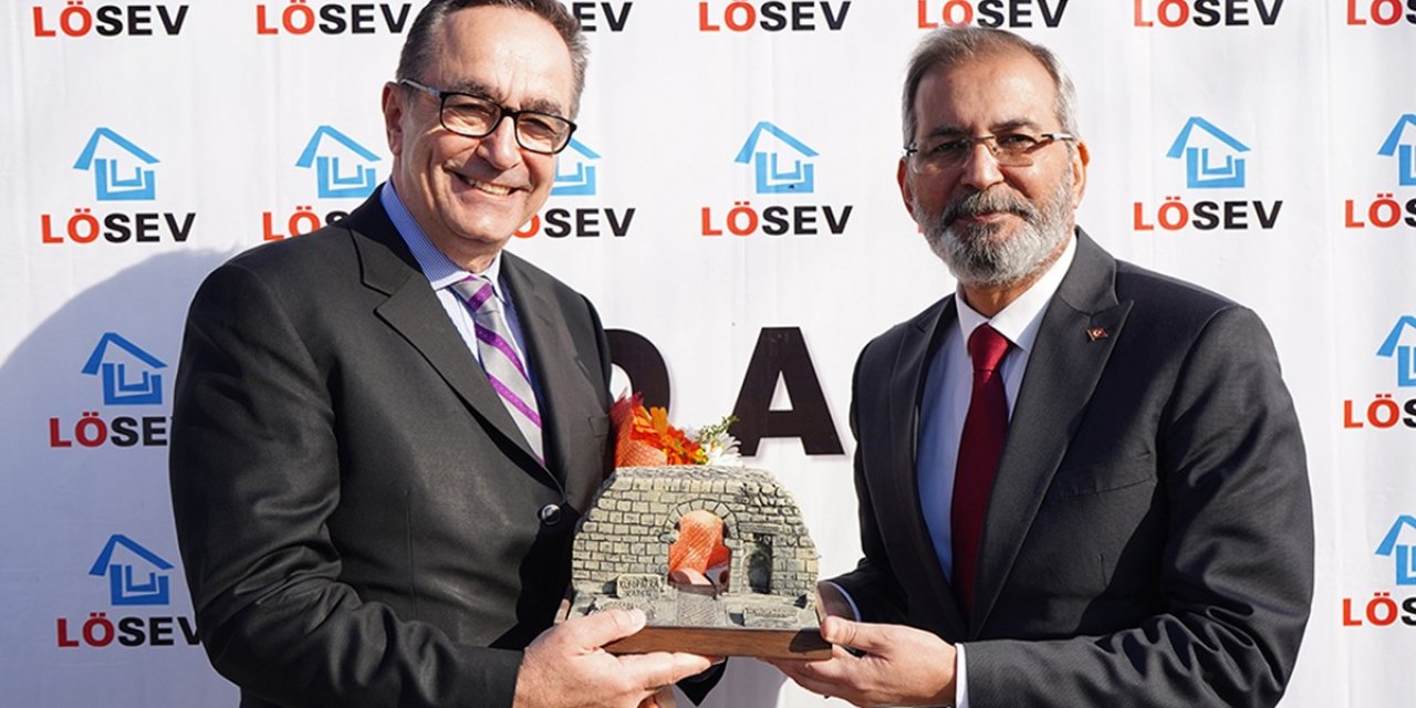 Tarsus’ta zeytin gen koruma alanı açıldı