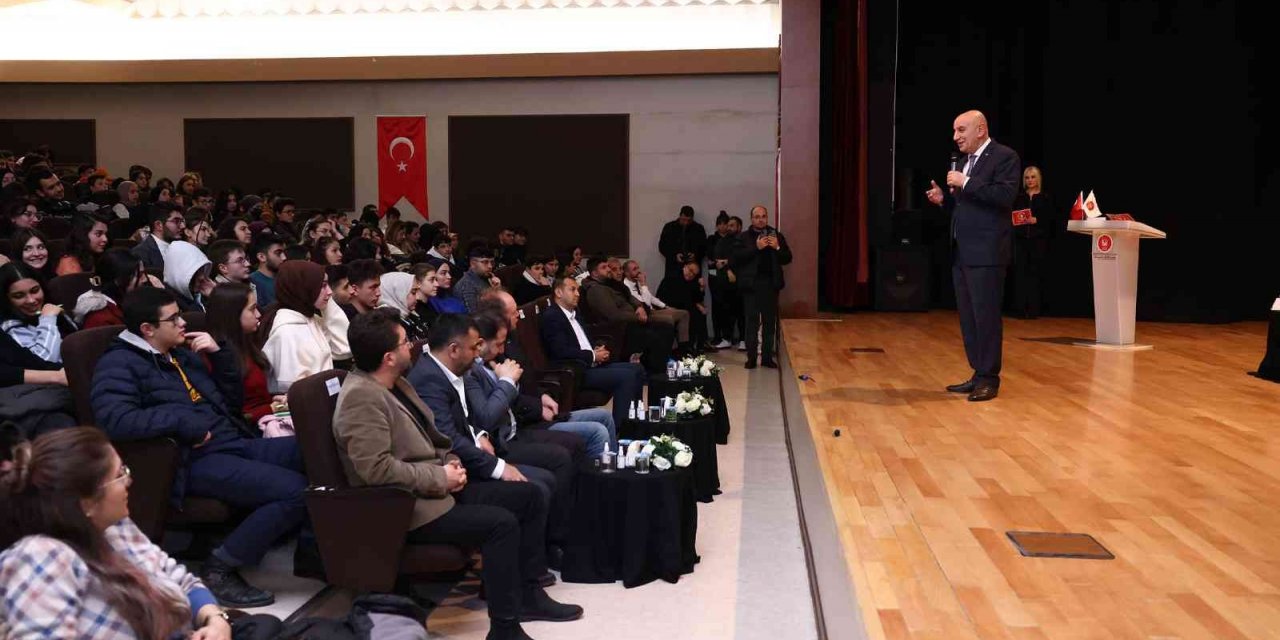 Tepebaşı Kurs Merkezi öğrencileri sınavlara motive ediliyor