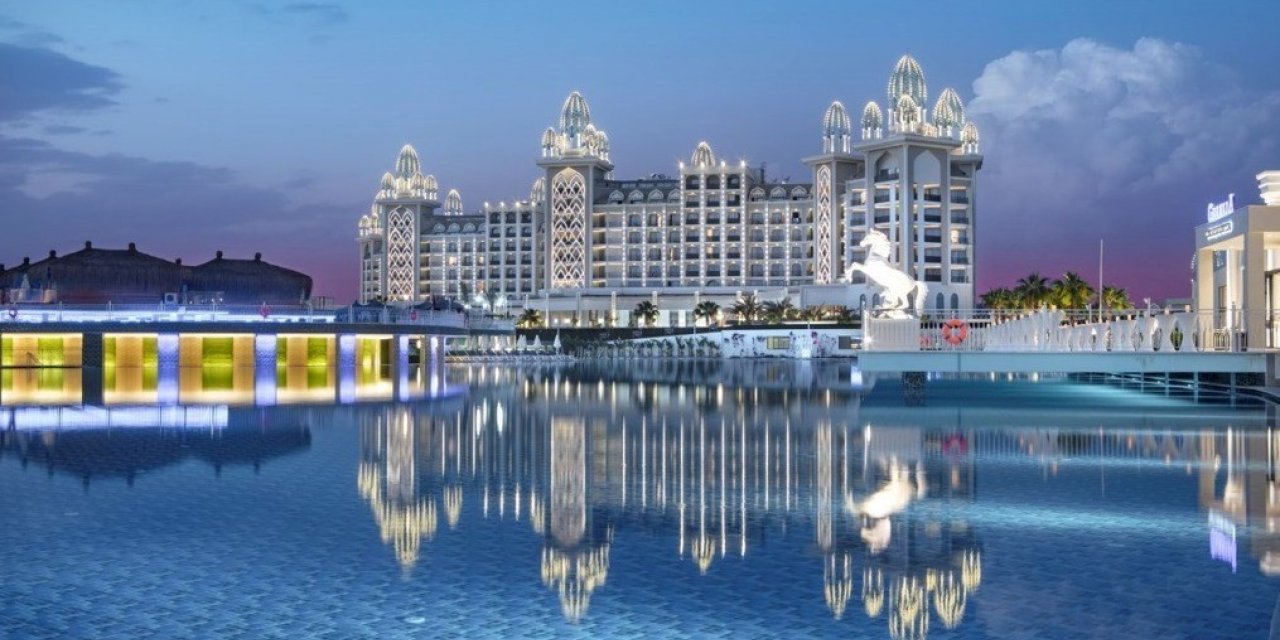 Yeni yılda yıldızlar Granada Luxury Belek’te buluşacak