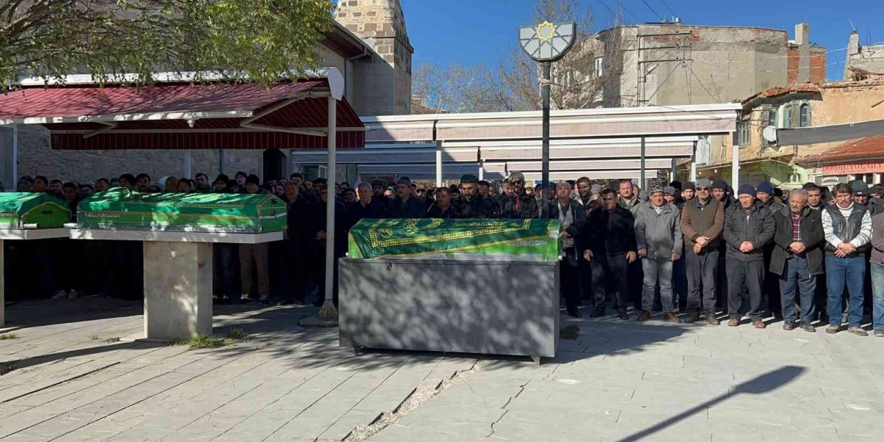 Dövülerek öldürülen kafe işletmecisi toprağa verildi