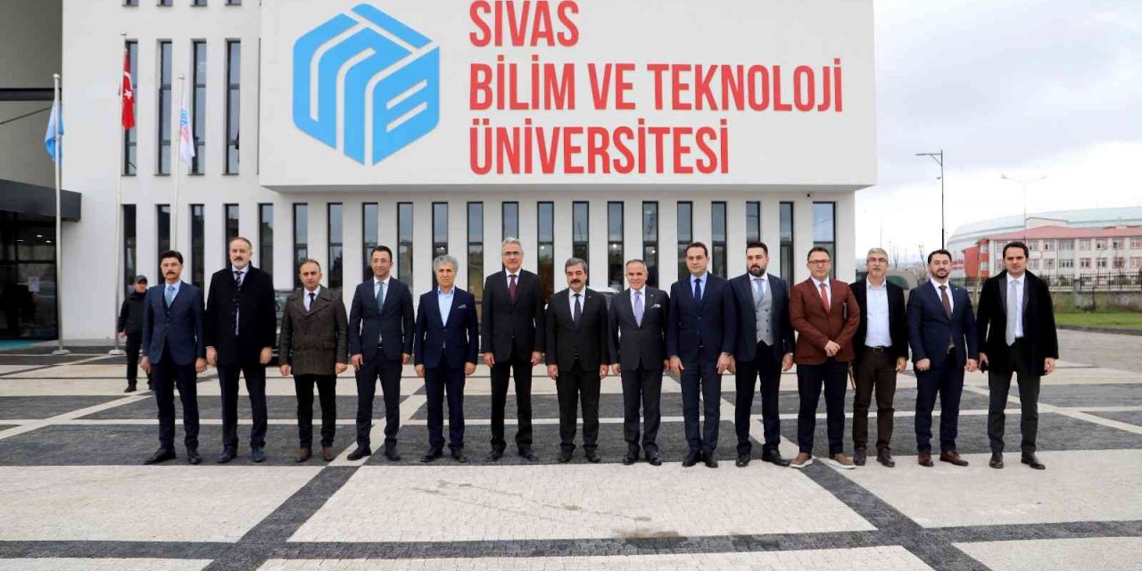 Rektör Kul: “Temel hedefimiz hep birlikte Sivas’a ve ülkemize güzel hizmetler yapmak”
