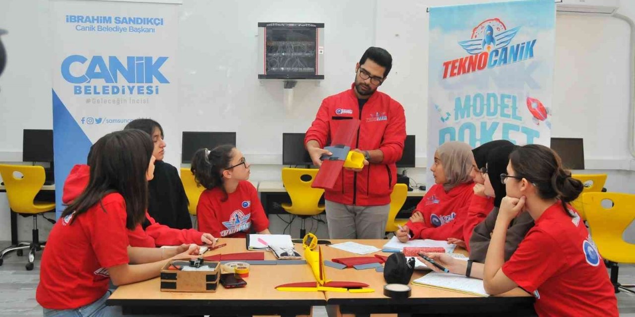 Canik’te gençler gökyüzüyle buluşuyor