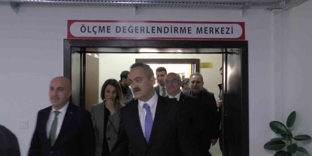 Milli Eğitim Bakanı Özer Nevşehir’de temaslarda bulundu