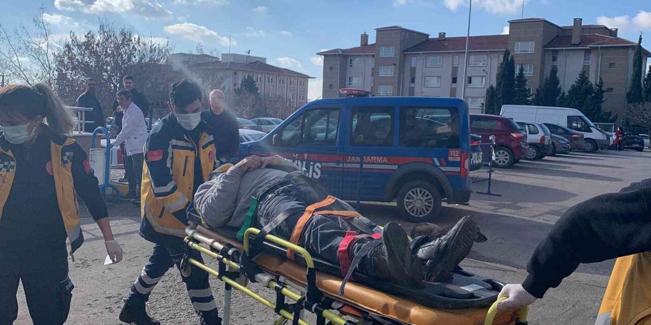 Tekirdağ’da yüksekten düşen inşaat işçisi yaralandı