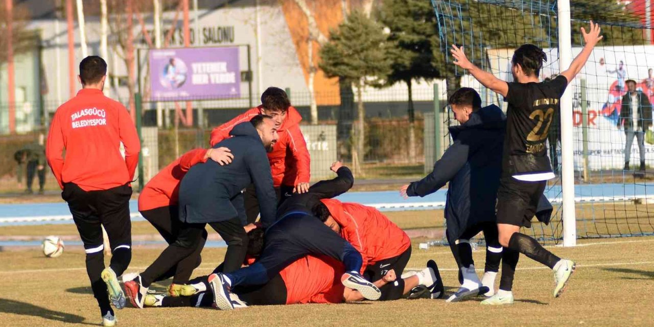 Talas gücünü gösterdi