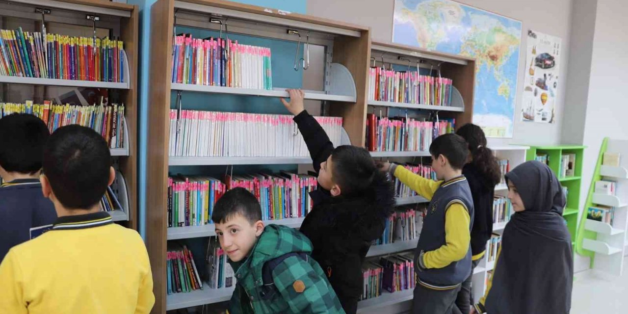 Bayburt’ta kütüphanesiz okul kalmadı