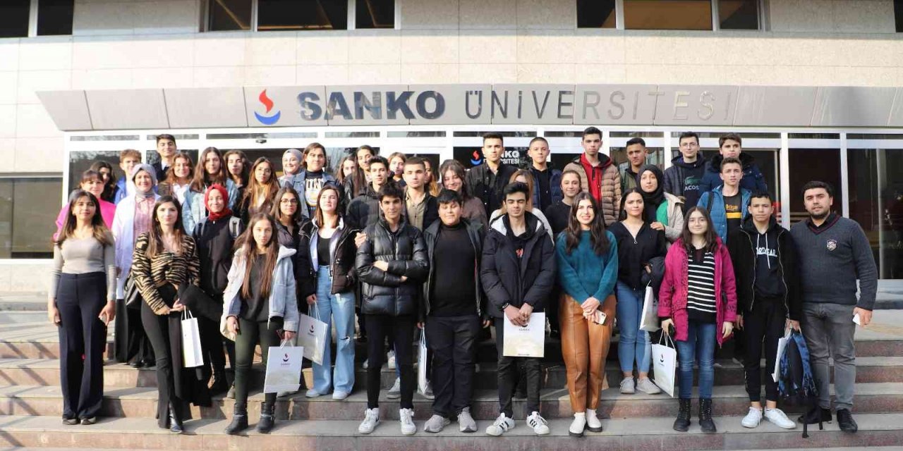 Üniversite adaylarından SANKO Üniversitesi’ne ziyaret