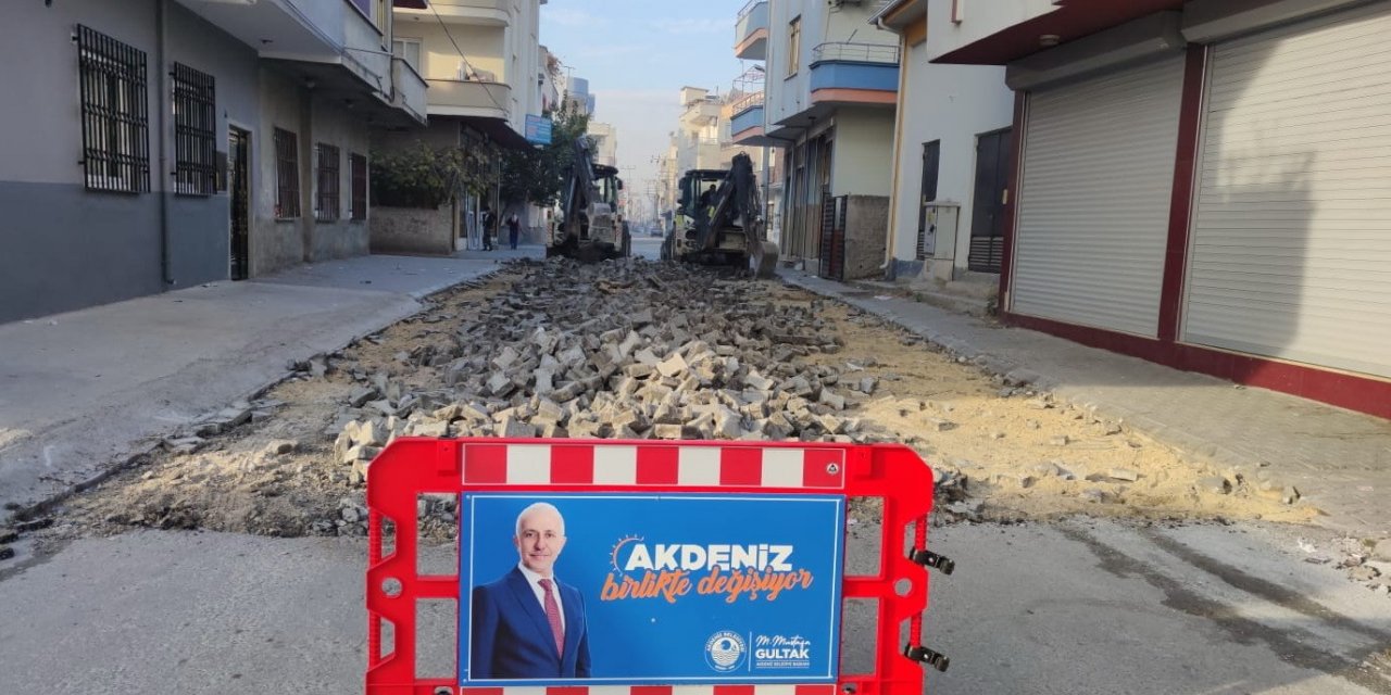 Akdeniz’de sokak yenileme ve yeni yol çalışmaları
