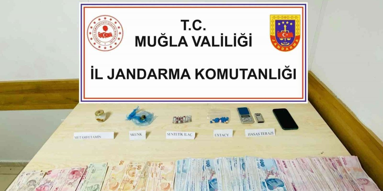 Fethiye’de uyuşturucu operasyonunda 2 kişi gözaltına alındı