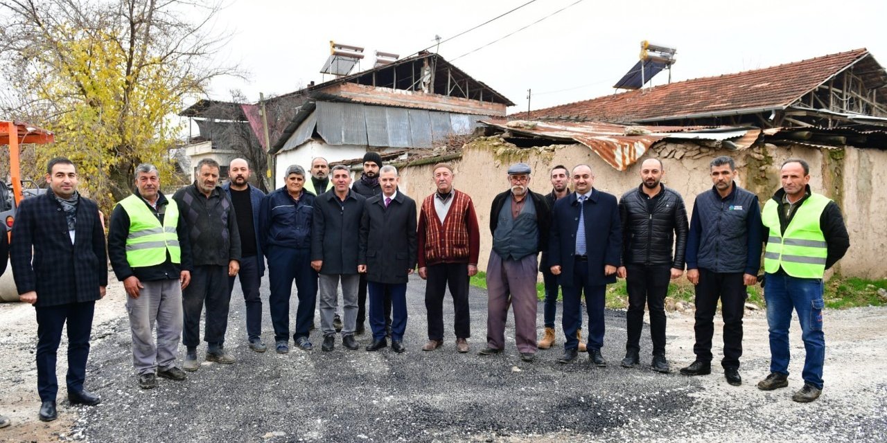 Yaka Mahallesinde yol sevinci