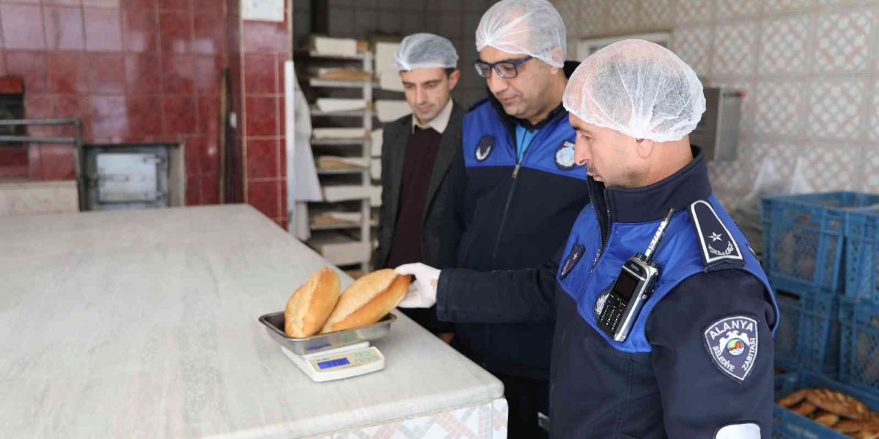Alanya’da zabıtadan yılbaşı denetimi