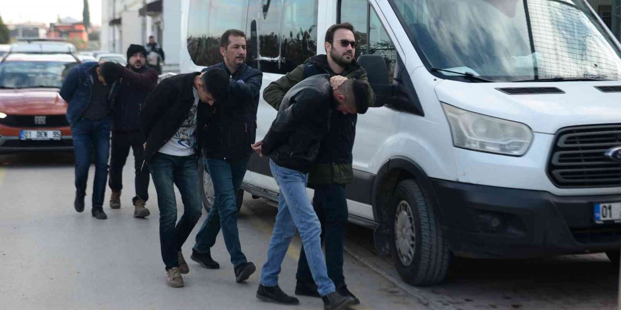 Sahte ilanla 6 milyon lira vurgun yapan şebekeye operasyon: 44 gözaltı