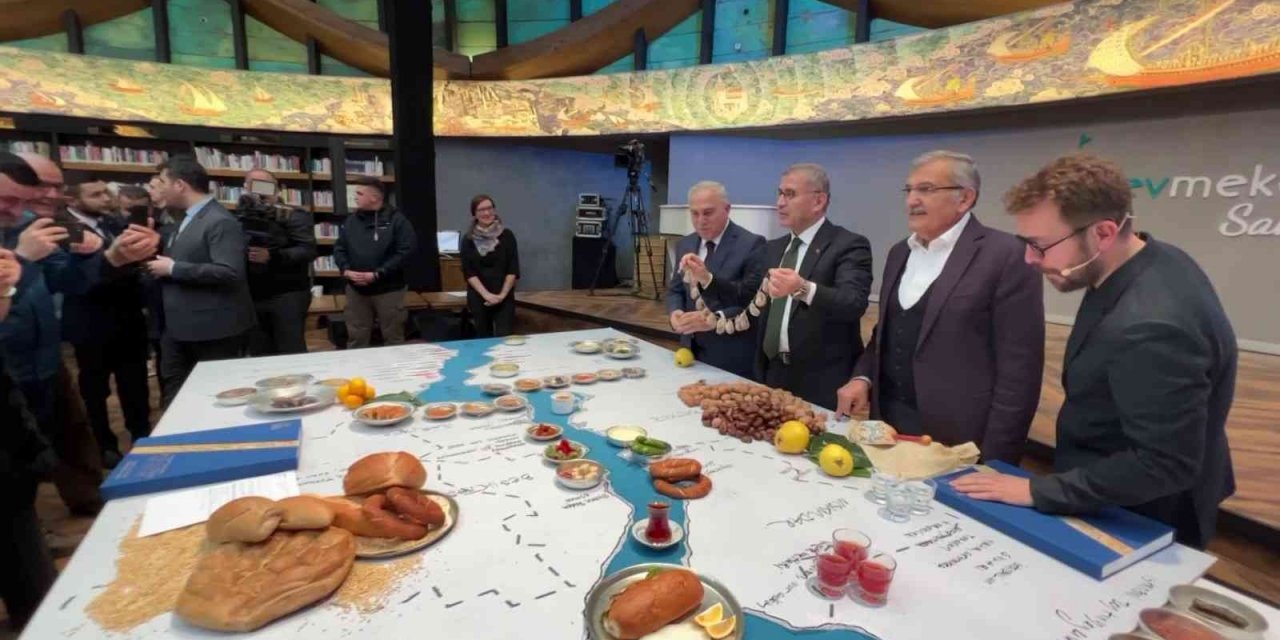 İstanbul Boğazı’ndaki yalı ve malikanelerin yemek kültürü gün yüzüne çıkarıldı