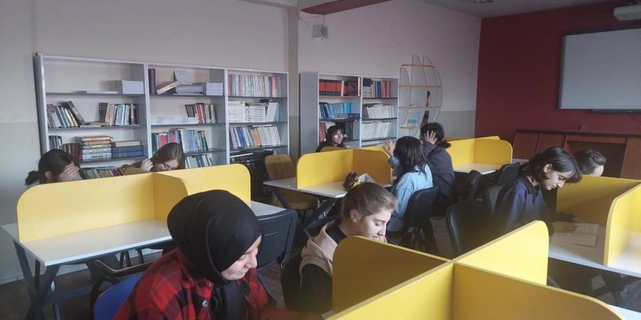 Kütüphanesiz okul kalmadı