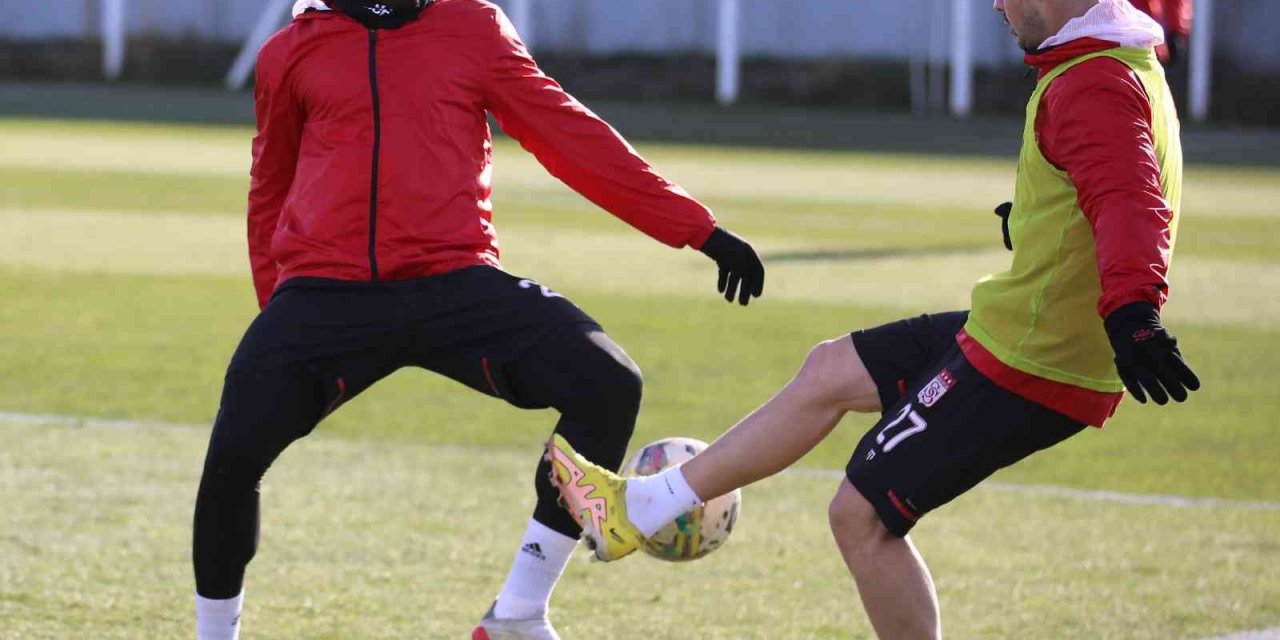 Sivasspor, Galatasaray maçının taktiğini çalıştı