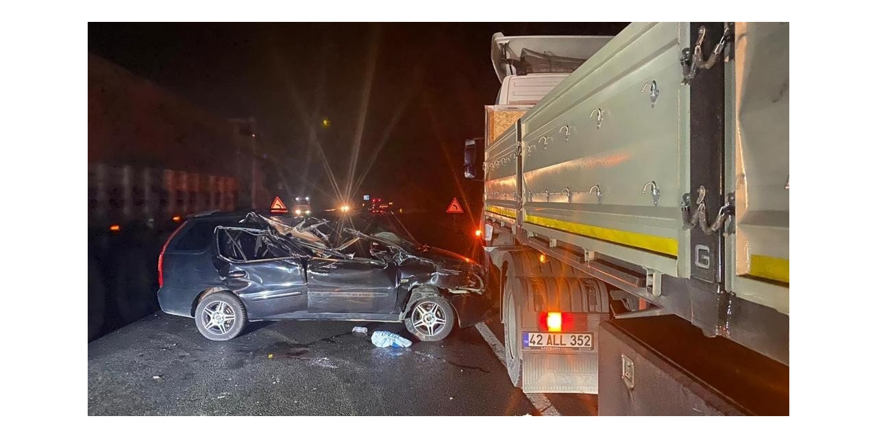 Otomobil ile çekici çarpıştı: 1 yaralı