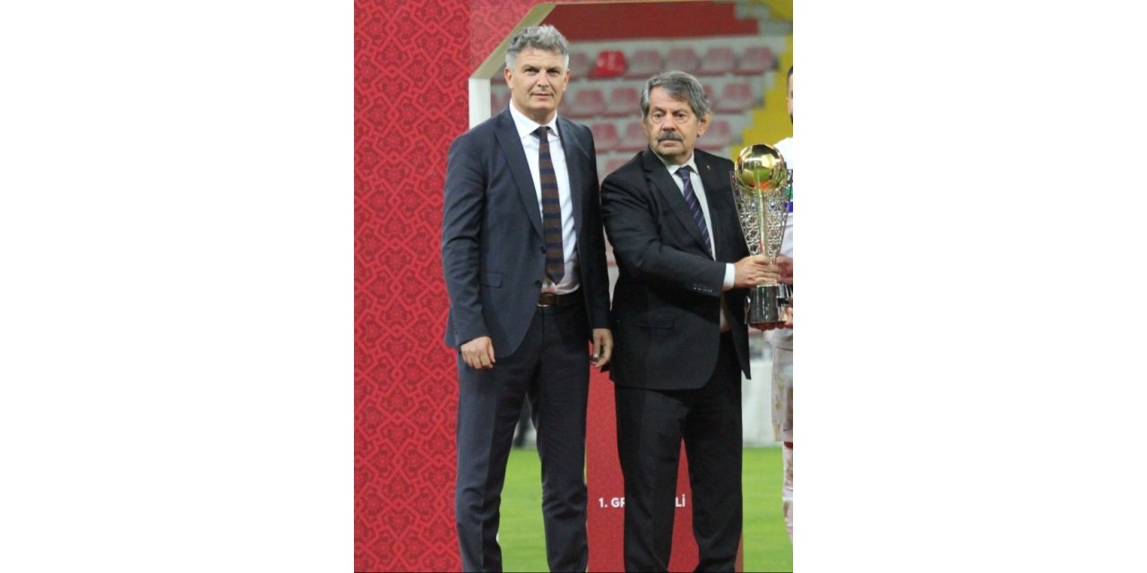 TFF Bölge Müdürü Elbaşı görevden ayrıldı