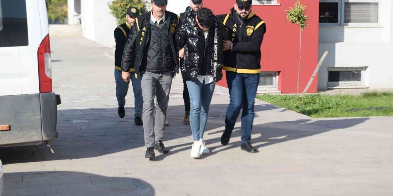 Eğlenmeye götürdüler, darp edip gasp ettikten sonra bagaja koydular