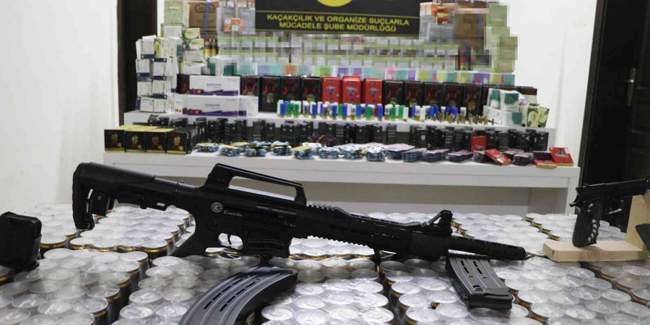 Mersin’de yaklaşık 1 milyon lira değerinde cinsel içerikli ürünler ele geçirildi