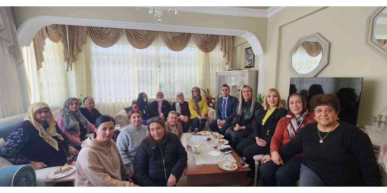AK Parti Muğla Milletvekili Gökcan, Marmaris’te görüşmelerde bulundu