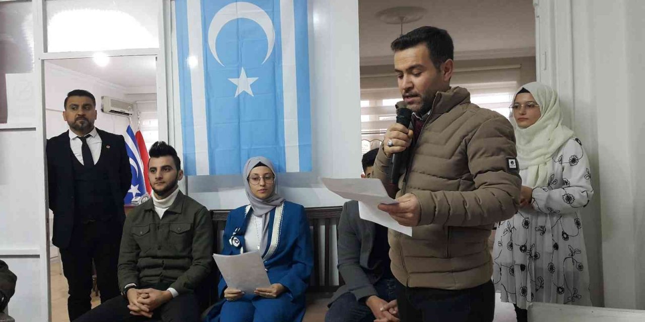 Eskişehir’de yaşayan Irak Türkleri’nin şiir ve türkü dinletisi