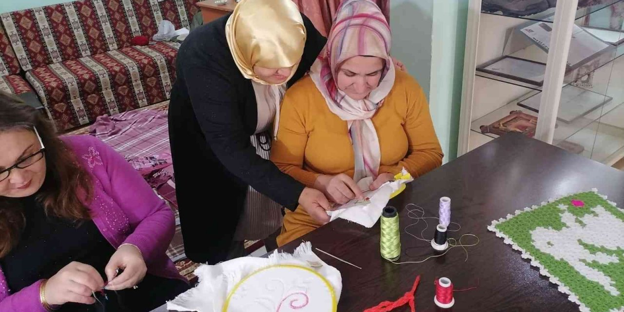 Şehit ve gazi ailelerine el sanatları kursu