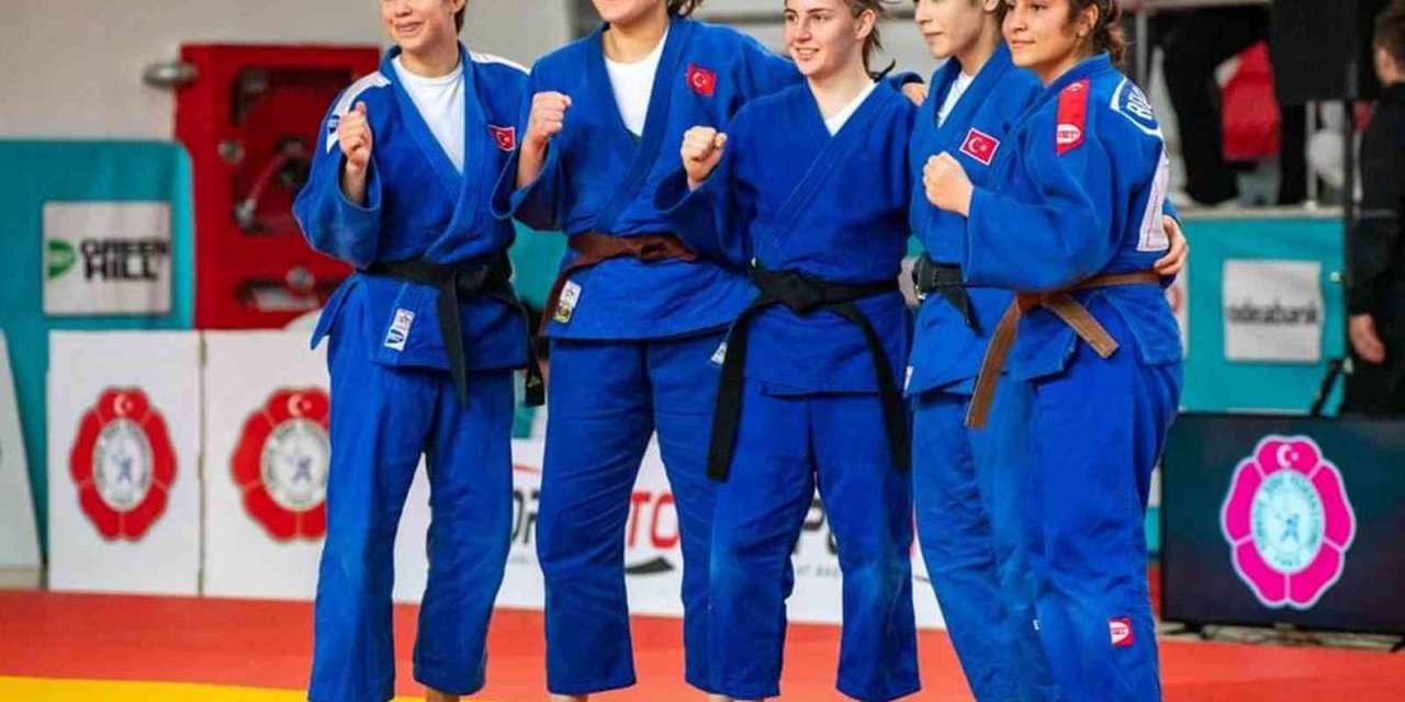 Denizlili Kadın Judo Takımı Avrupa Golden Lig’de