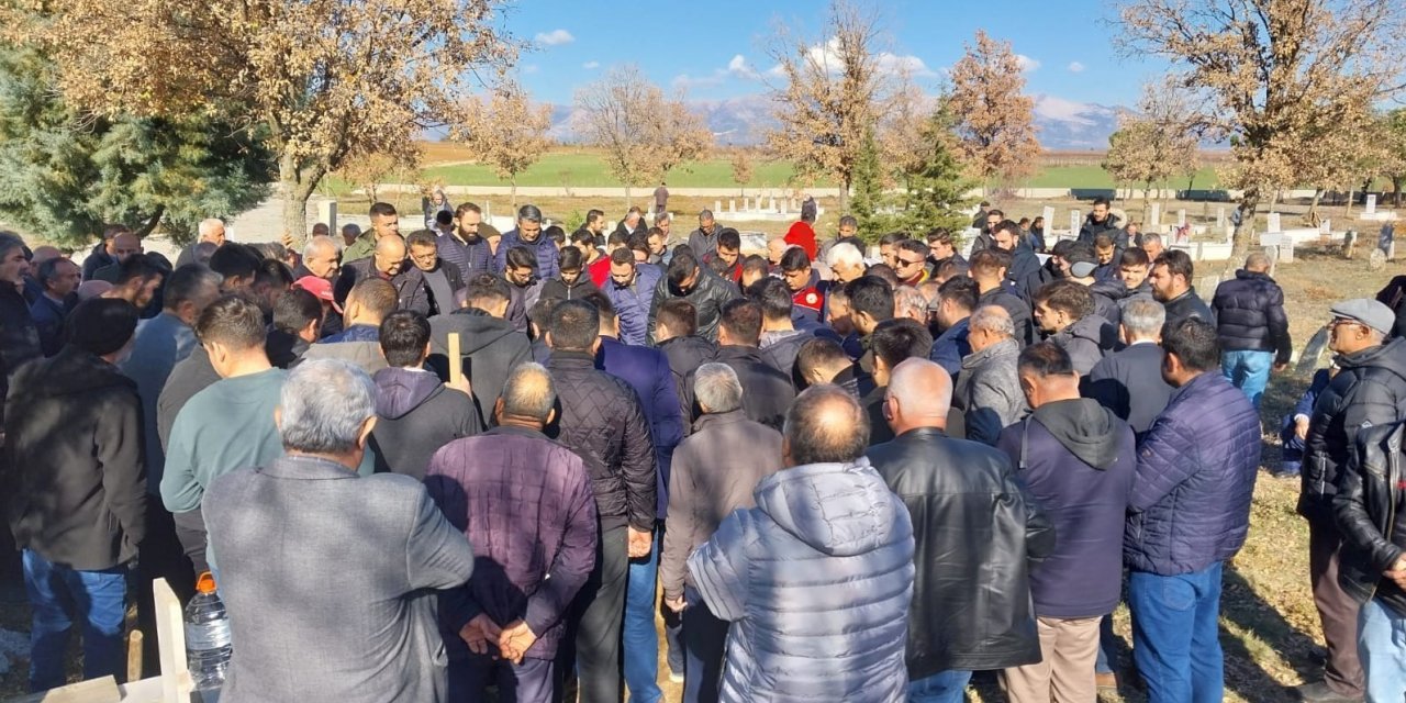 Askerden yeni dönen öğretmen adayı hayatını kaybetti