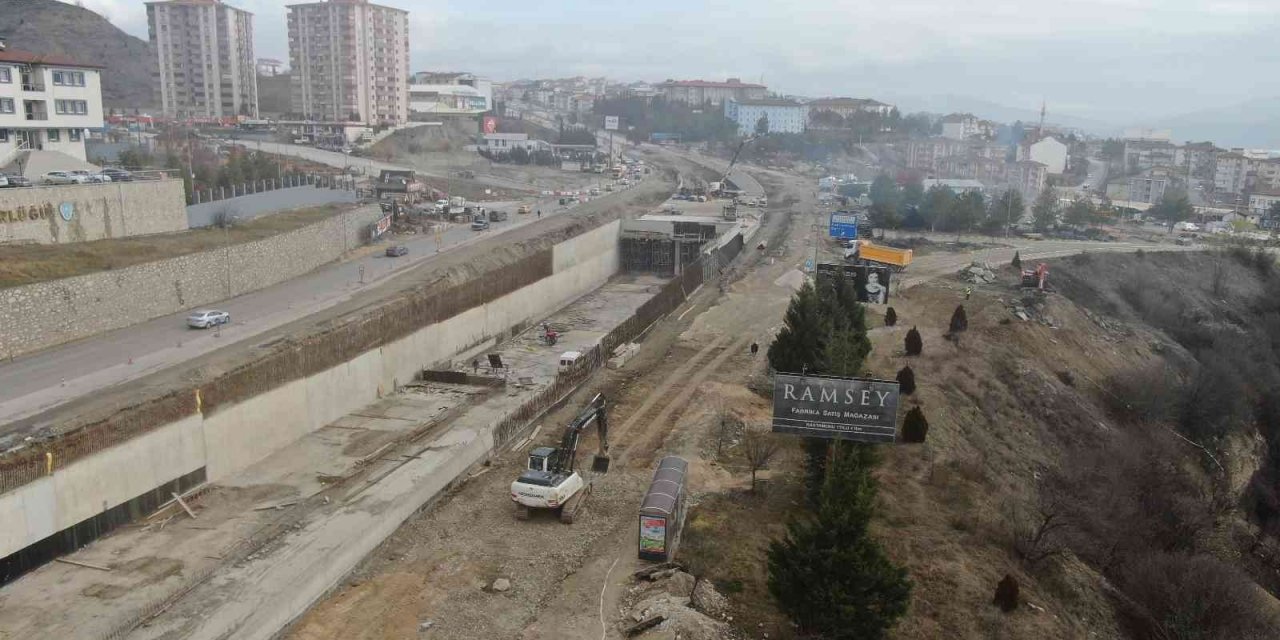 Trafik çilesini sona erdirecek projenin yüzde 90’ı tamamlandı