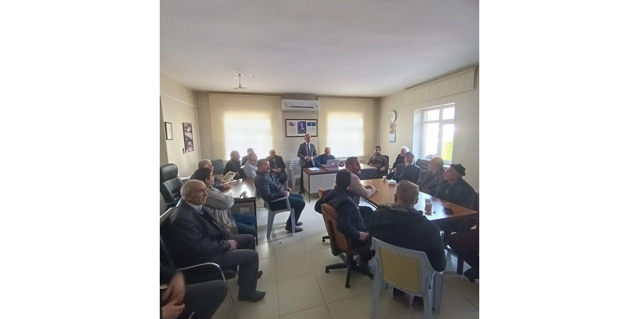 Elazığ’da çiftçilere yönelik bilgilendirme toplantıları sürüyor