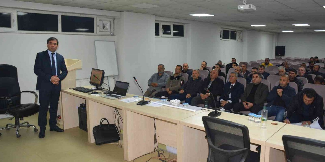 Tatvan’da ‘kırsal kalkınma destekleri’ anlatıldı