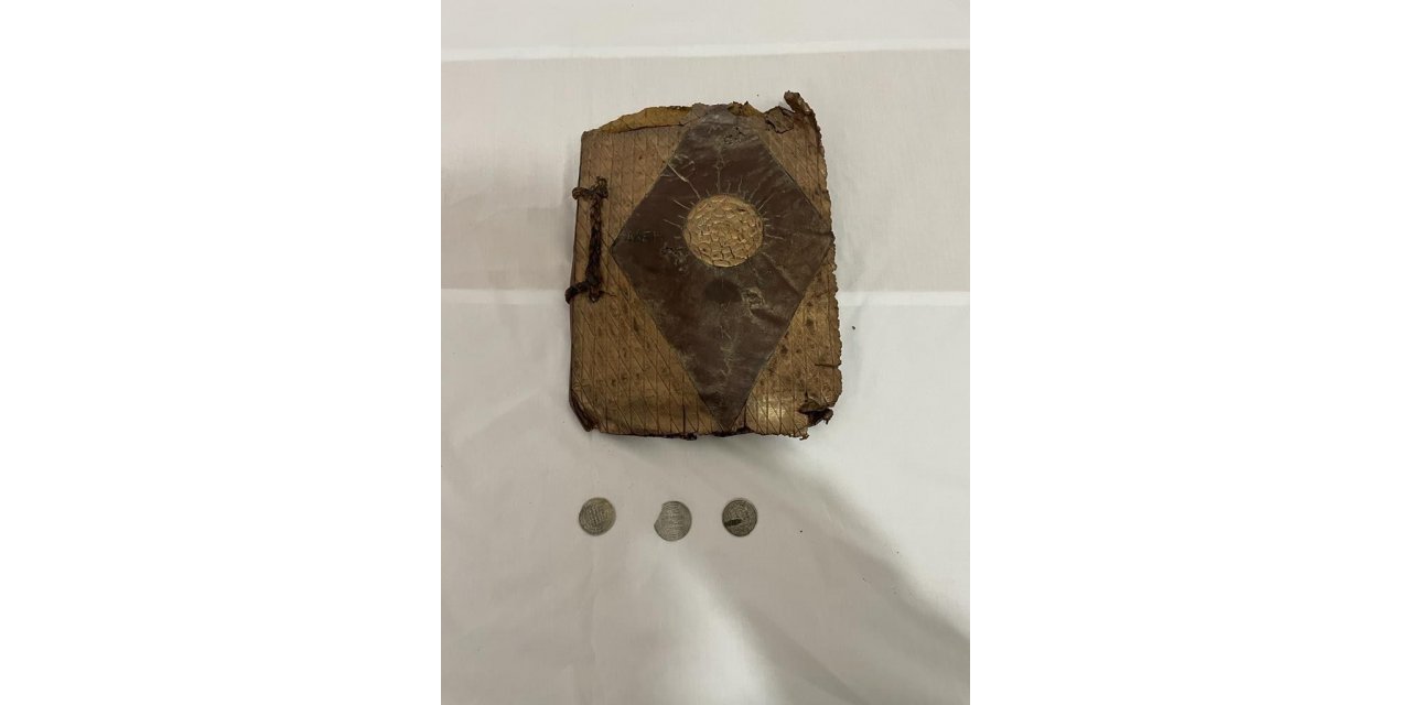 Osmaniye’de tarihi İncil ele geçirildi