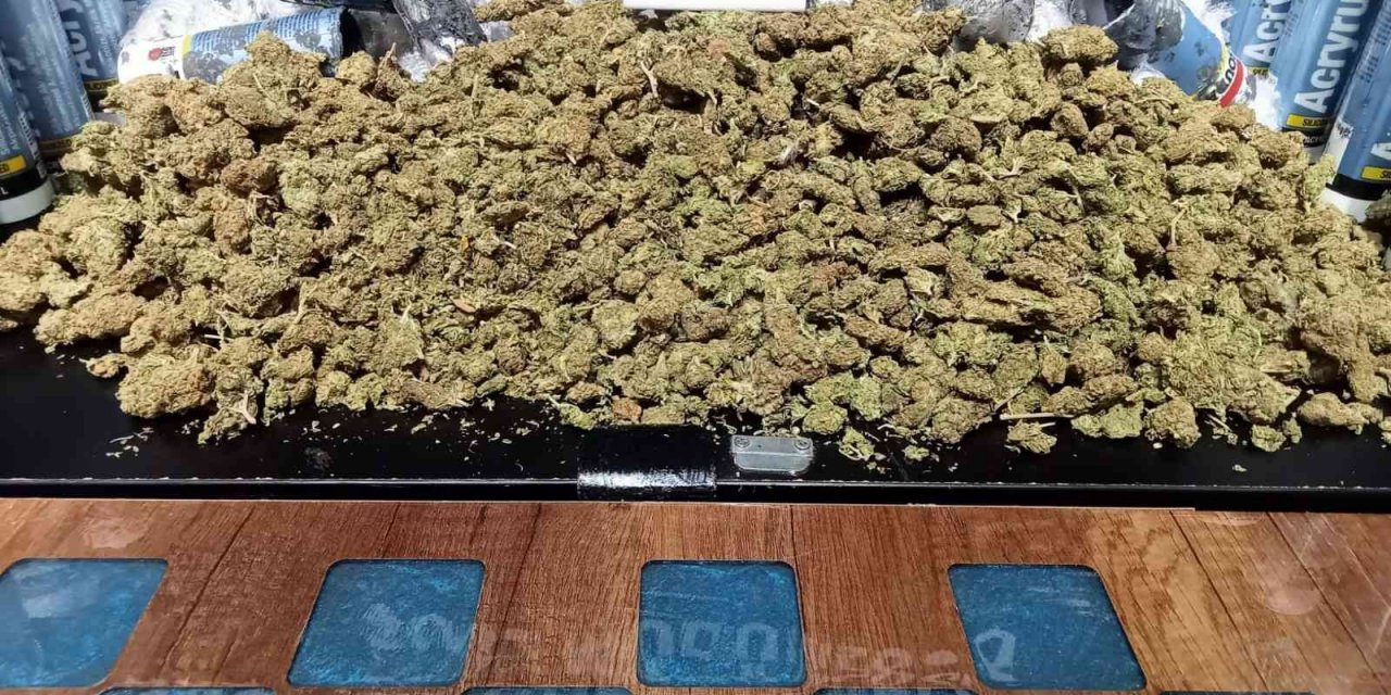 Ankara’daki 6 farklı narkotik operasyonunda 10 milyon liralık uyuşturucu ele geçirildi