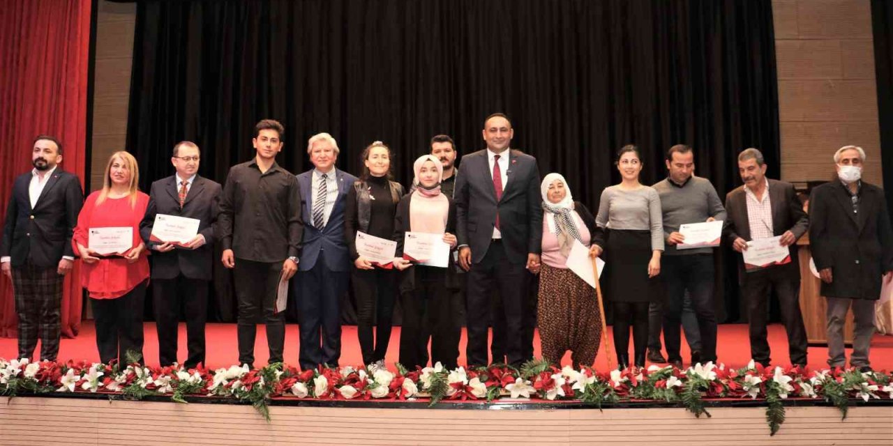 Mersin’in kurtuluşunu şiirle anlattılar