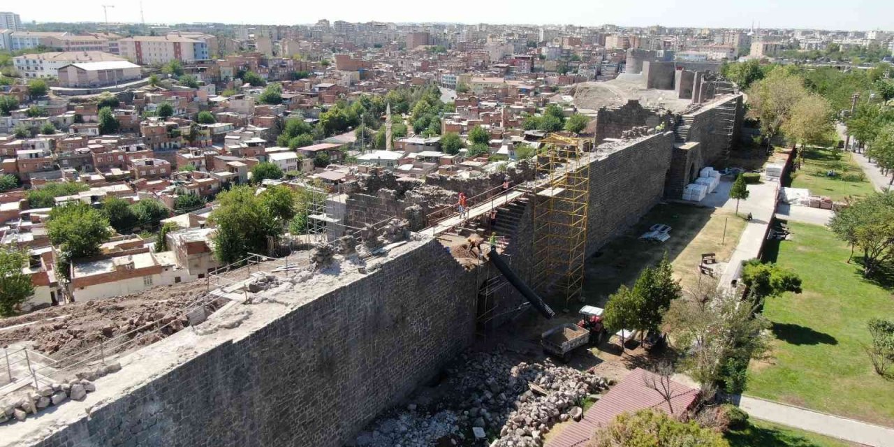 Diyarbakır surlarında diriliş devam ediyor