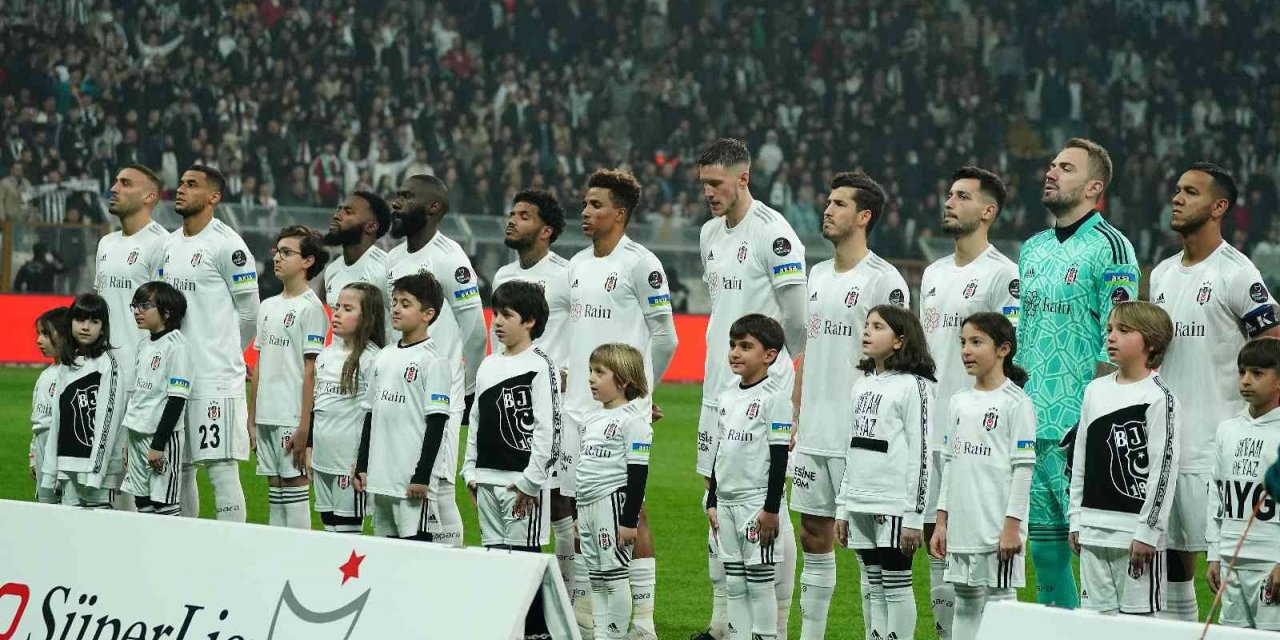 Spor Toto Süper Lig: Beşiktaş: 1 - Adana Demirspor: 0 (Maç devam ediyor)