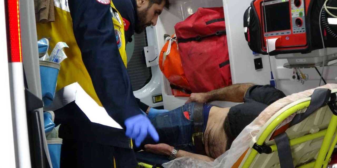 Manavgat Irmağı’na düşen alkollü şahsı itfaiye kurtardı