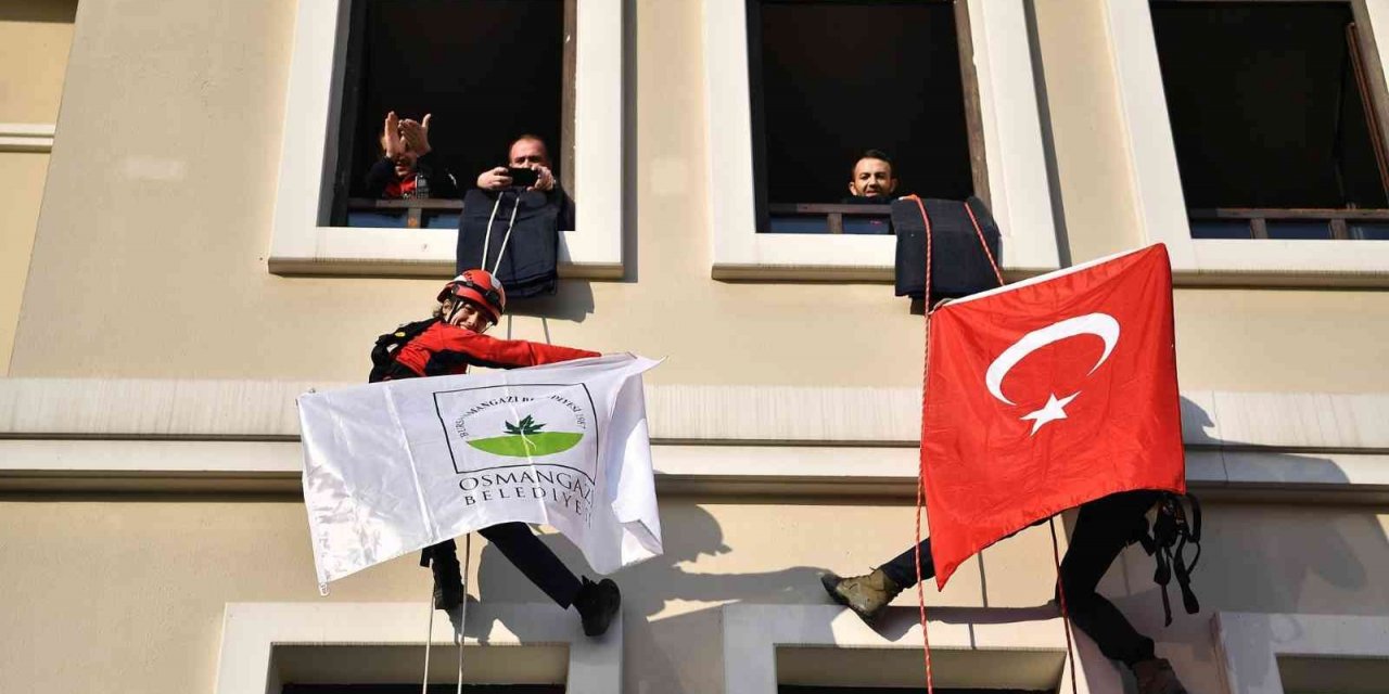 Osmangazi’den nefes kesen deprem tatbikatı